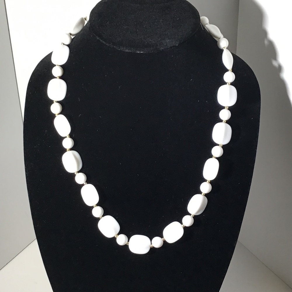 Vintage White Bead Necklace
